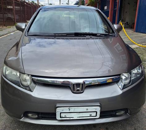 HONDA CIVIC 1.8 LXS 16V GASOLINA 4P AUTOMÁTICO